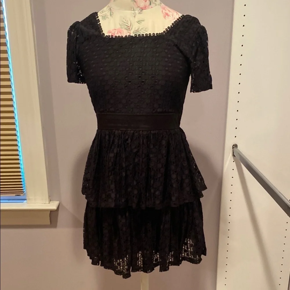 Elegant Black Lace Dress